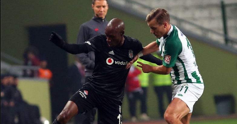 Atiba Hutchinson bildiğiniz gibi