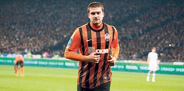 Transfer listesindeki stoperle bir görüşme daha!