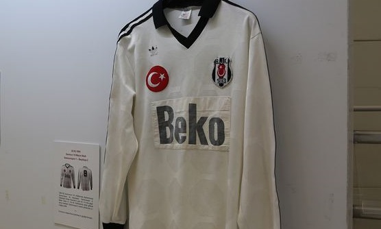 Beşiktaş'ın tarihi formaları sergiye çıktı