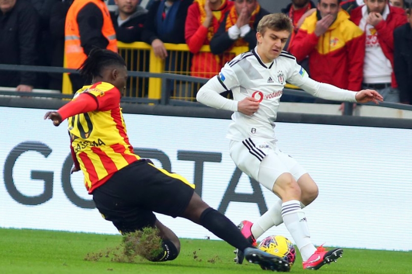 Sergen Yalçın'dan Rıdvan Yılmaz ve Roco’ya forma