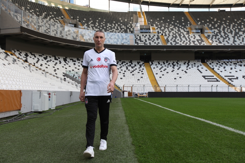 Beşiktaş'a destek için 1903 km koşacak
