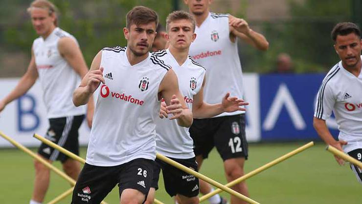 Dorukhan Toköz iç saha maçlarında kadroda!