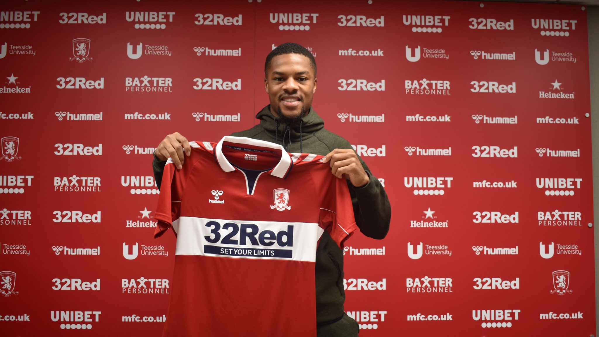 Chuba Akpom Middlesbrough'da