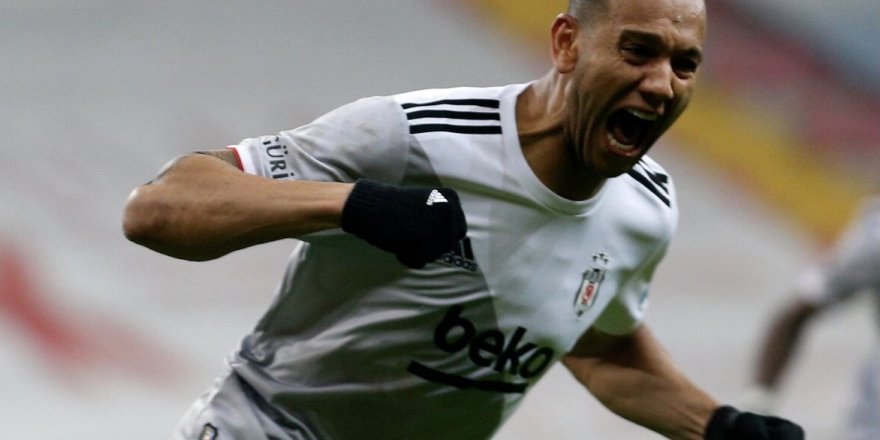 Josef de Souza ilki yaşadı! Maçın 'en'lerinden biri...