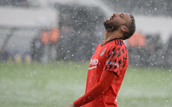 Cenk Tosun'un dönüş tarihi belli oldu