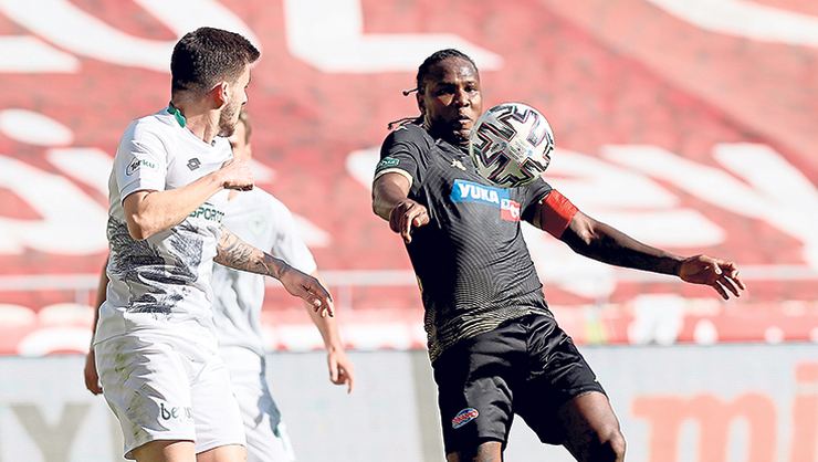 Beşiktaş'tan Rodallega'ya özel önlem