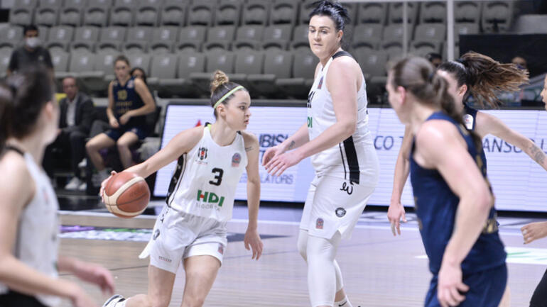 Beşiktaş'ta 20 kişinin testi pozitif çıktı