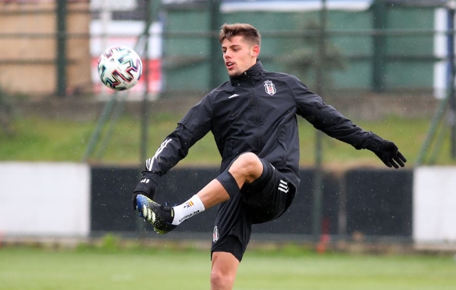 "Beşiktaş'ta kalmak çok isterdim"