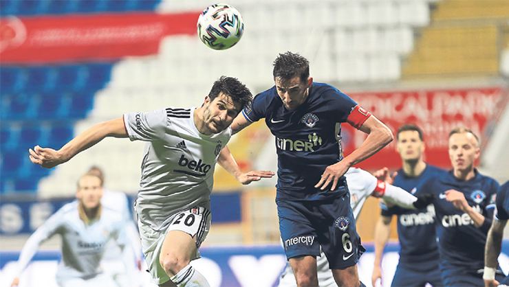 Beşiktaş'ın sağ kanadı çöktü