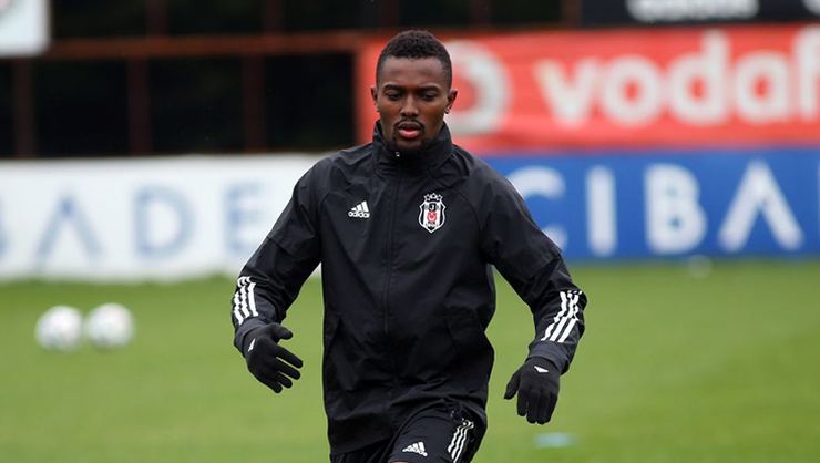 Beşiktaş'ta flaş Bernard Mensah kararı!