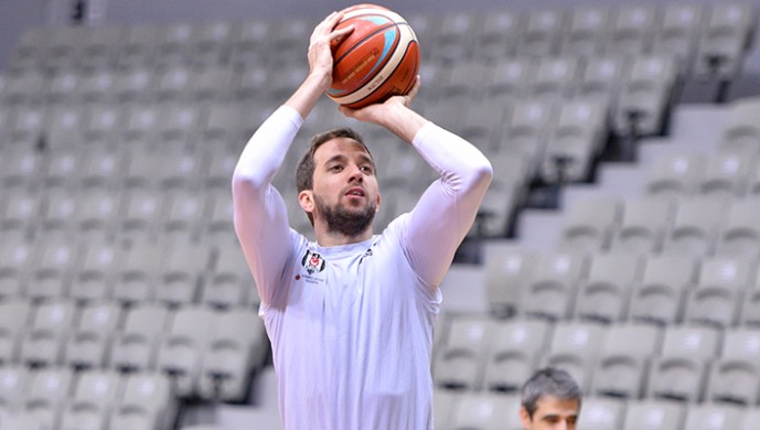 Beşiktaş'ta hazırlıklar başladı