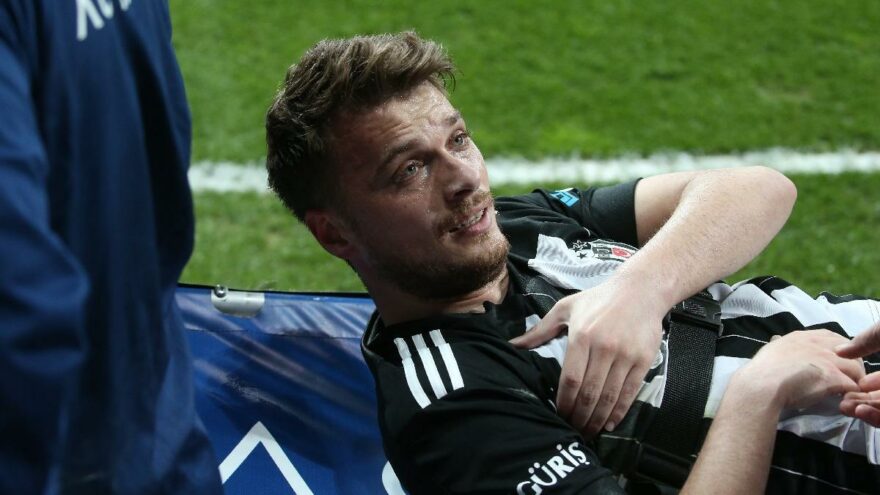 Adem Ljajic'ten Beşiktaş'a bonservis resti!