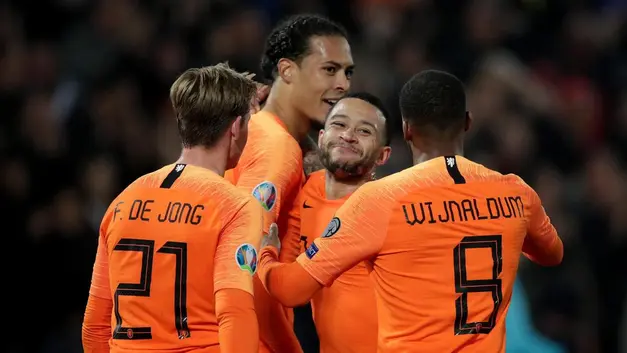 Hollanda'nın EURO 2020 kadrosu belli oldu