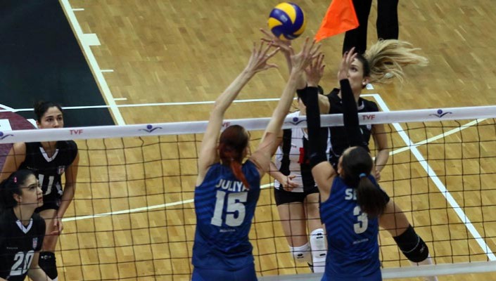Beşiktaş-Halkbank maçında skandal! Yendik ve elendik...