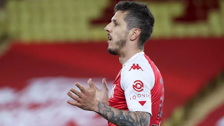 Beşiktaş'a yeni forvet adayı! Transfer için 2 yıldız bekleniyor...
