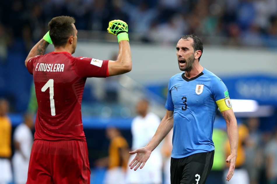 Muslera'dan Godin'e 'Beşiktaş'a gel' tavsiyesi