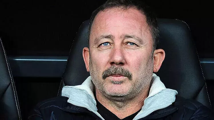 Sergen Yalçın'dan futbolcularına: "Kazanmaya devam"