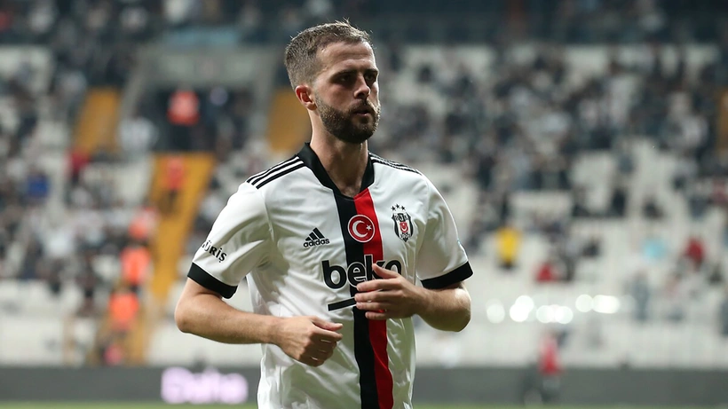 Pjanic'ten Sergen Yalçın'a övgü: "Zor zamanlarda aldığı kararlarla..."