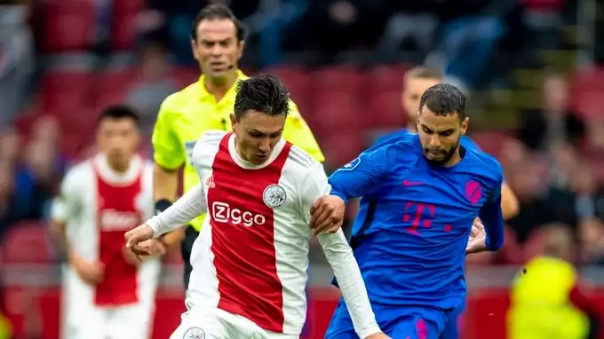 Beşiktaş'ın rakibi Ajax ilk yenilgiyi evinde aldı!