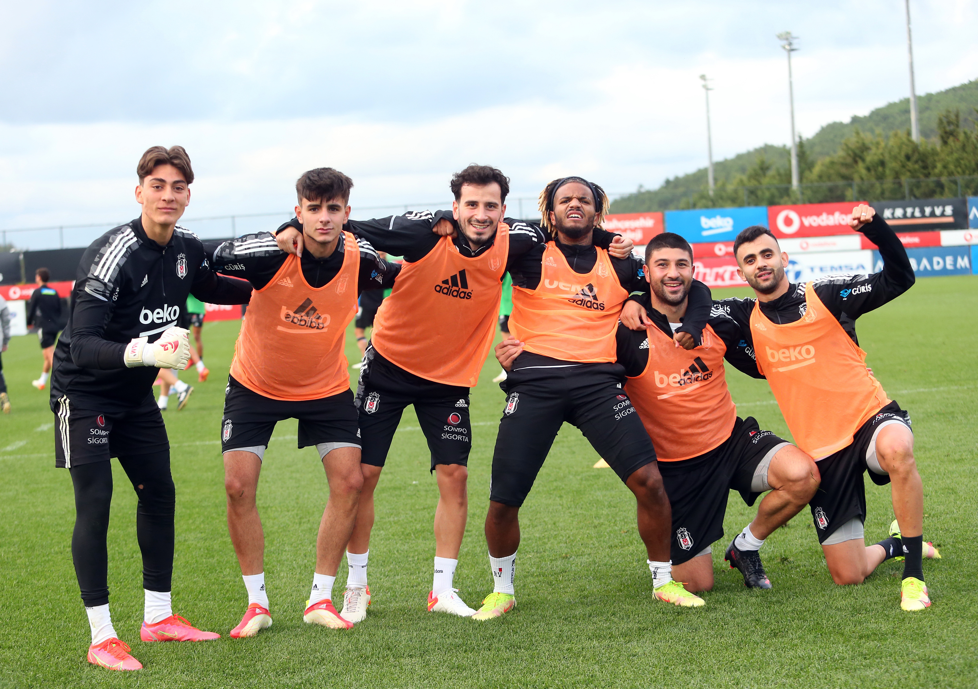 Başakşehir öncesi 2 müjde birden!