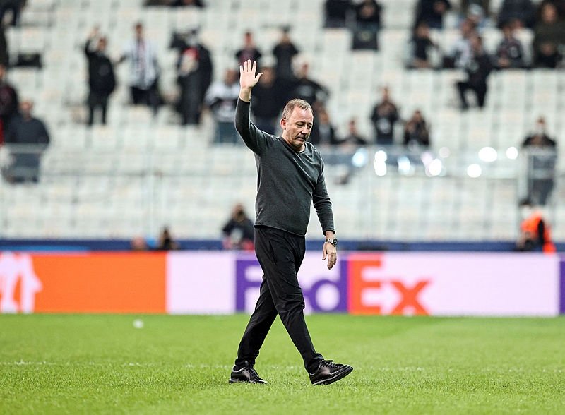 Sergen Yalçın'a eleştiri: "Rakibi iyi analiz etmiş bir hoca olsaydın, maça Rıdvan'la başlardın! Ama sen gençleri sevmiyorsun!"