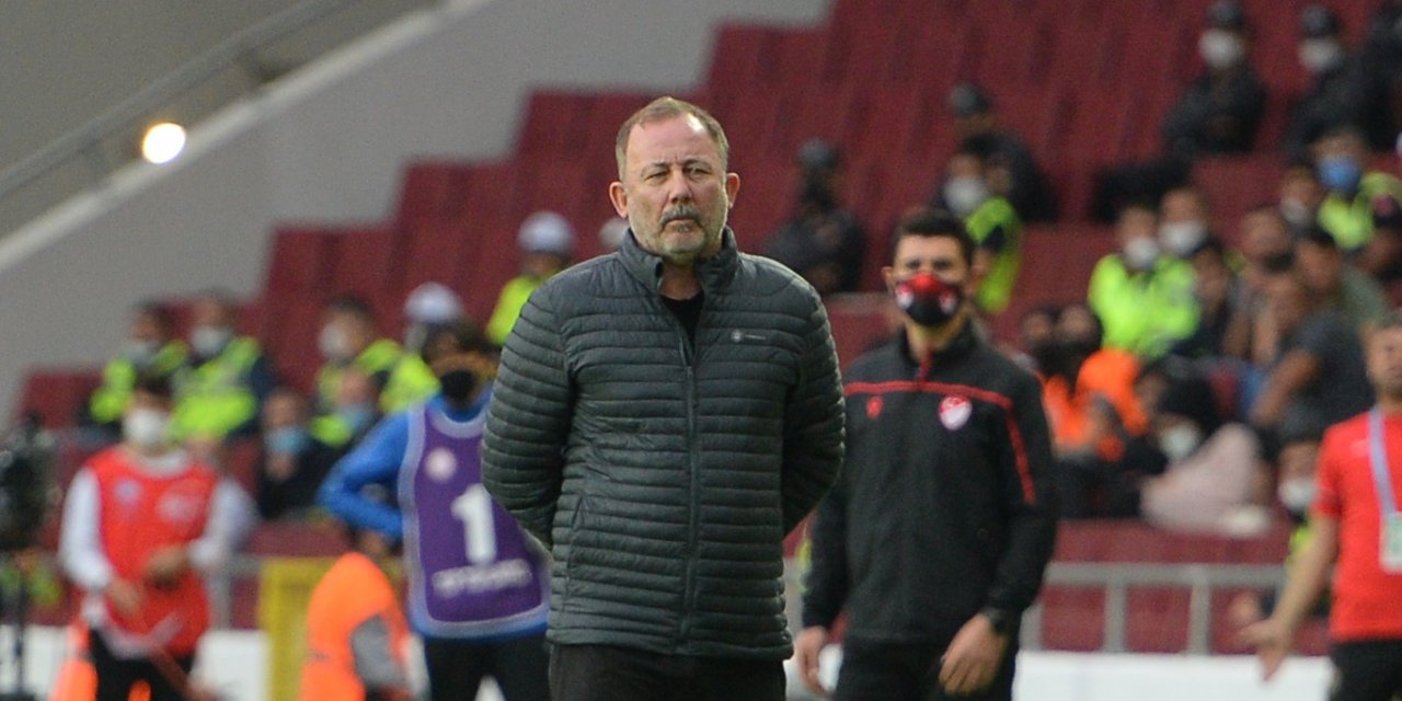 Sergen Yalçın: "Oyuncuların kendileriyle alakalı bir konu..."