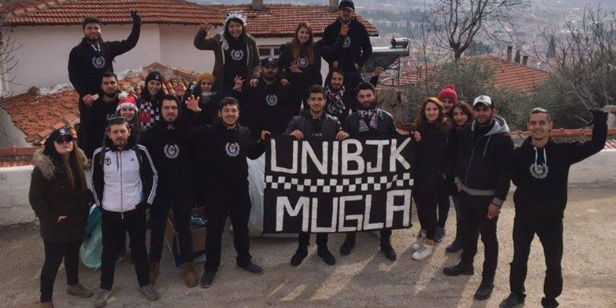 Üniversiteli Beşiktaşlılar oyuncak dağıttı