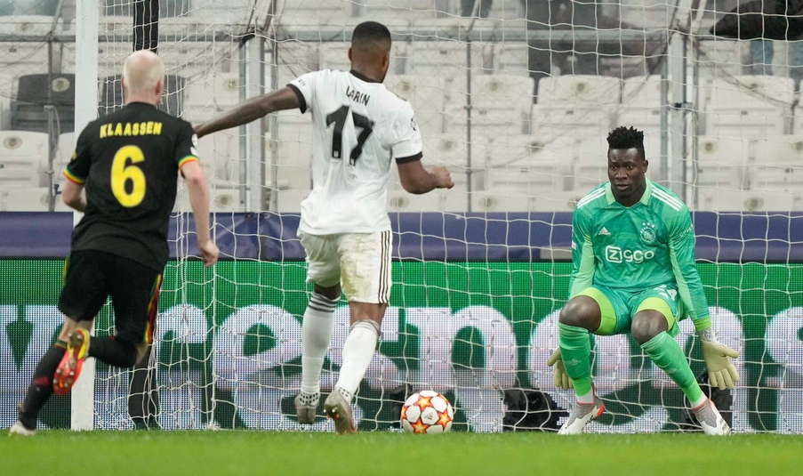 Larin, Yunanistan ekibiyle görüşmelere başladı!
