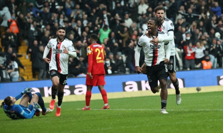 Batshuayi'ye Önder Karaveli etkisi