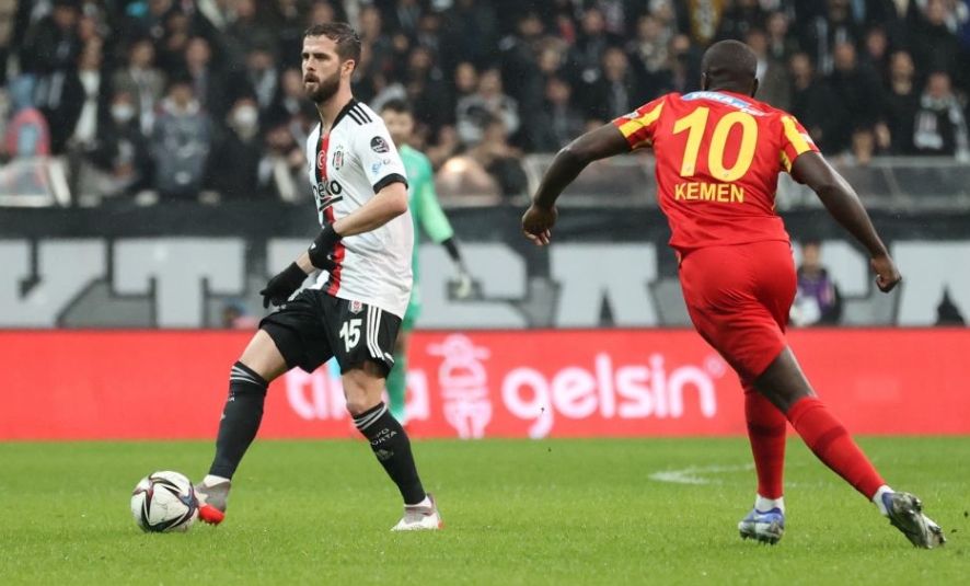 Pjanic'ten devre arasında Beşiktaş'tan ayrılacak mı?