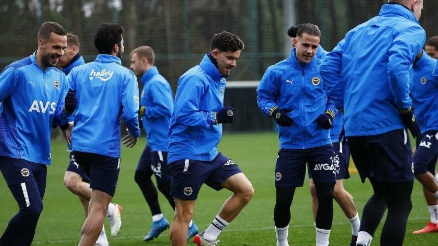 Fenerbahçe’de derbi öncesi sakatlık şoku!