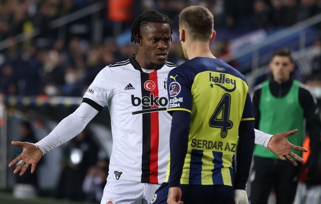 "İki hafta önceki Batshuayi ile futbol konuşmazsın, futbolu bilmiyorsun dersin"