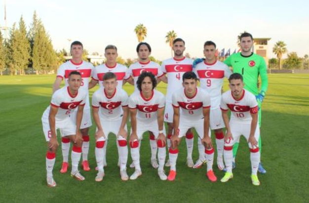 19 Yaş Altı Futbol Milli Takımı'nın kamp kadrosu açıklandı. Beşiktaş'tan 2 isim kadroya davet edildi