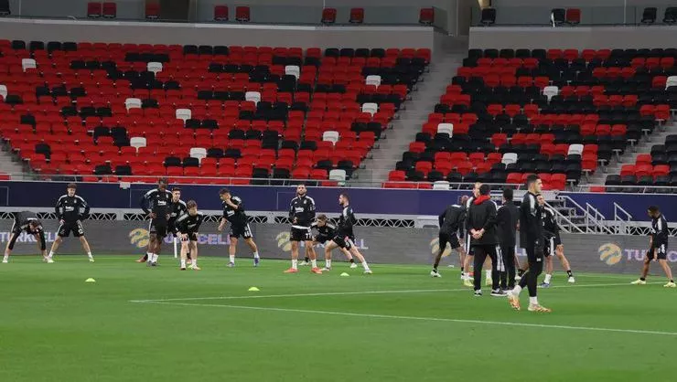 Beşiktaş'ta 11 eksik