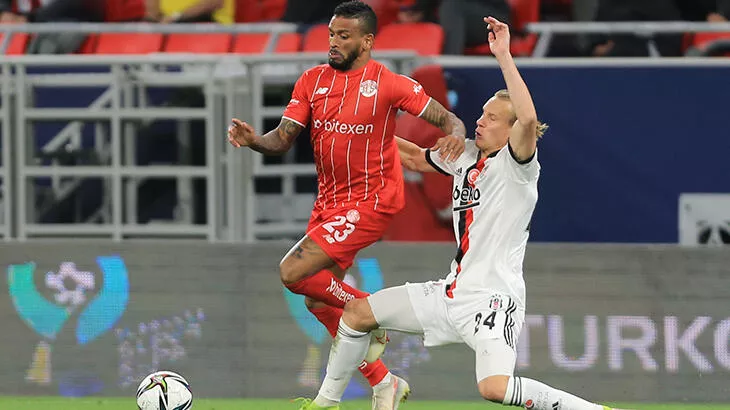 Domagoj Vida'nın menajerinden transfer açıklaması