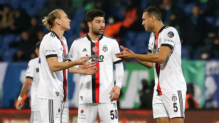 Beşiktaş'tan Josef de Souza için sakatlık açıklaması!