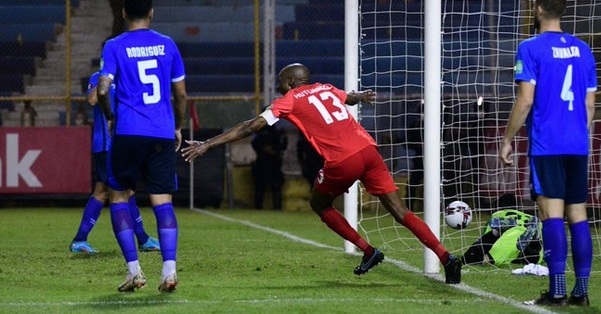 Larin ve Atiba Kanada'yı taşıyor!