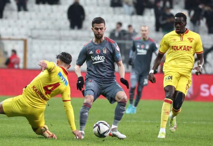 Miralem Pjanic, o alanda 21. yy'ın en iyileri arasına girdi