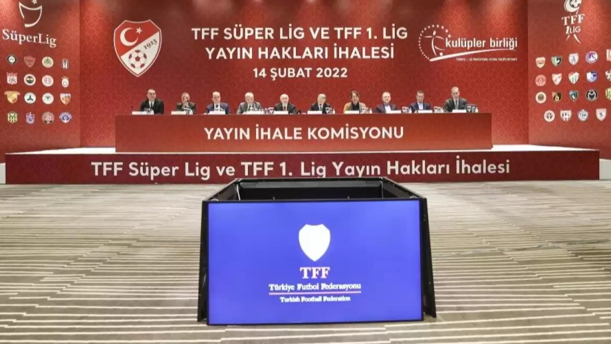 Süper Lig'de yayıncı kuruluş belli oluyor! Peki taraftarlar ne istiyor? İşte yanıtı...