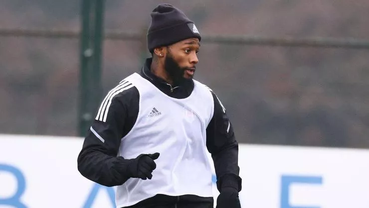 N'Koudou alkışlarla döndü