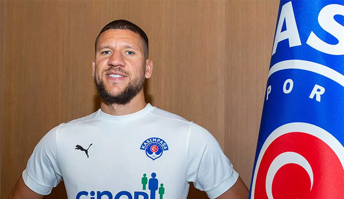 İDDİA | Beşiktaş, Jeffrey Bruma transferi için harekete geçti!