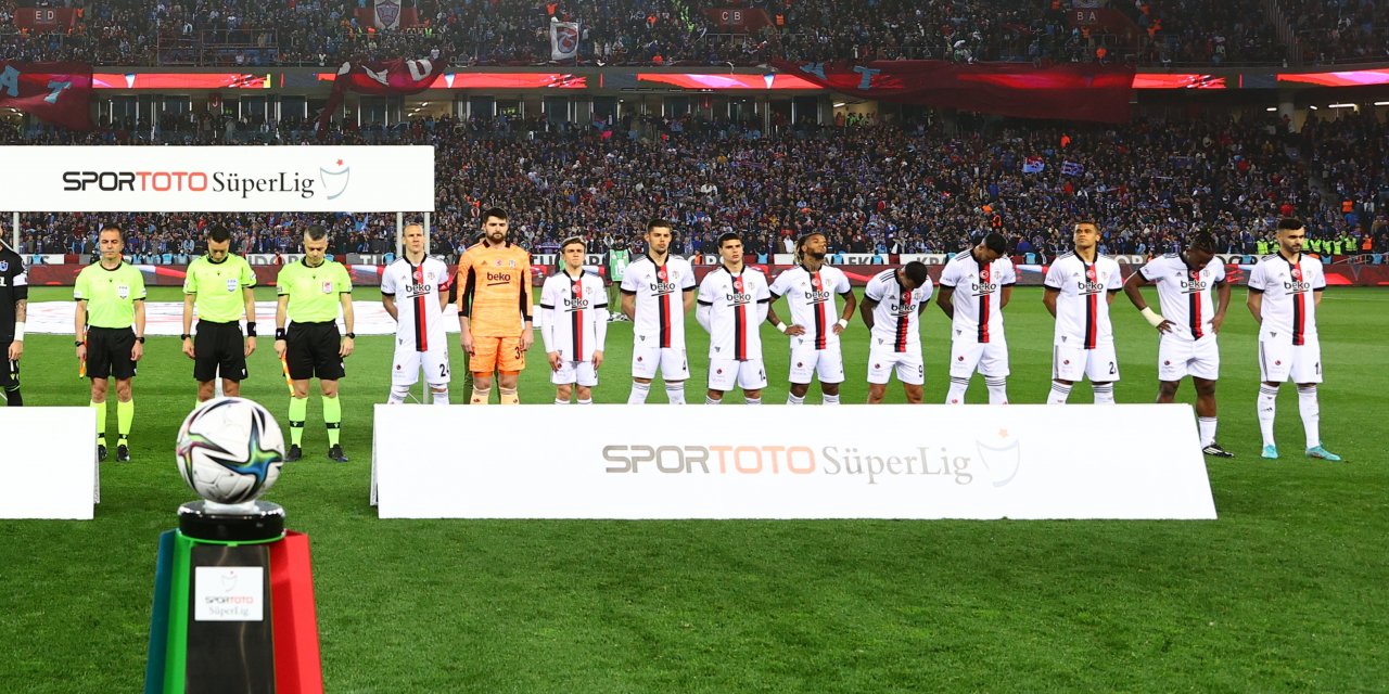 Trabzonspor - Beşiktaş maçında kural hatası! İşte o kural...