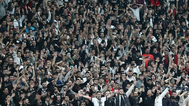 Beşiktaş - Fenerbahçe maçında 42 bin Kartal