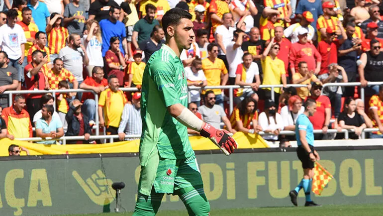 Emre Bilgin alev aldı! Karius'tan sonra tarihe geçti