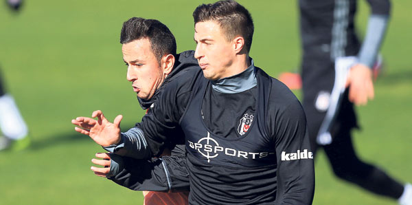 "Mitrovic pahalı" tepkilerine yanıt! Tam 7 defa...