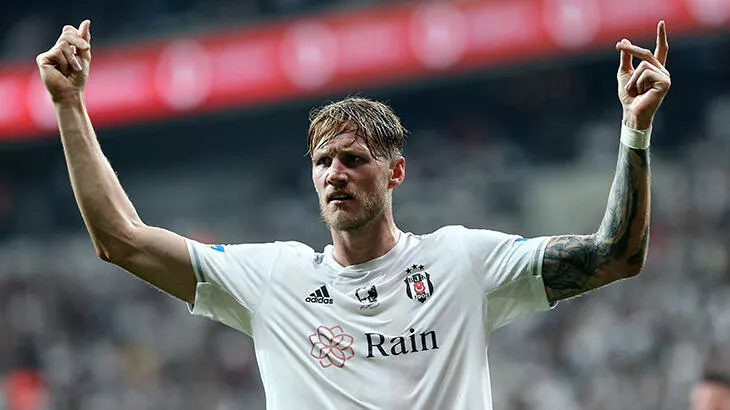 Wout Weghorst: Takım adına her şeyi vermek istiyorum