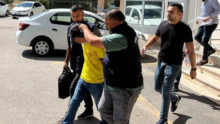 Beşiktaşlı futbolculara saldıran taraftar serbest bırakıldı!
