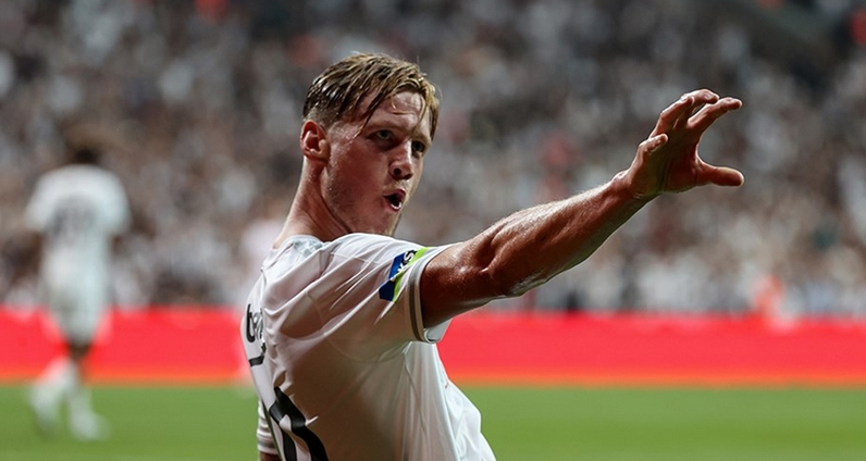Beşiktaş'ta Weghorst, Fenerbahçe derbisine hazır