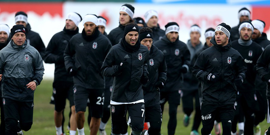 Takımla yolları ayrılacak 5 futbolcu kimler olacak?