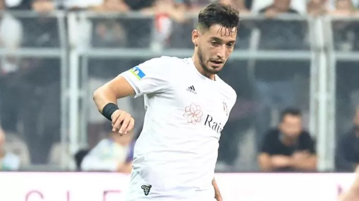 Beşiktaş derbide Tayyip Talha Sanuç'u kazandı!